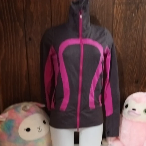 Size 8 Purple and Gray Sweater with Stand-Up Collar - Picture 8 of 15